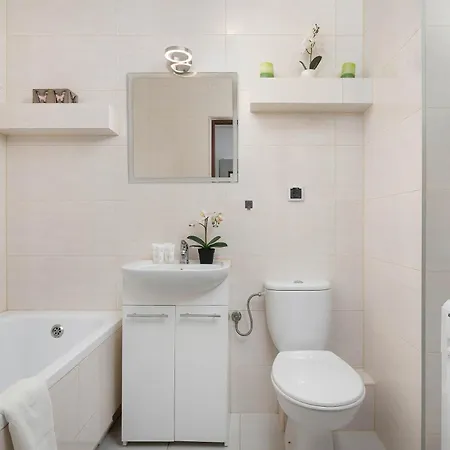 Cozy & Pet-friendly With Balcony By Renters * Krasków